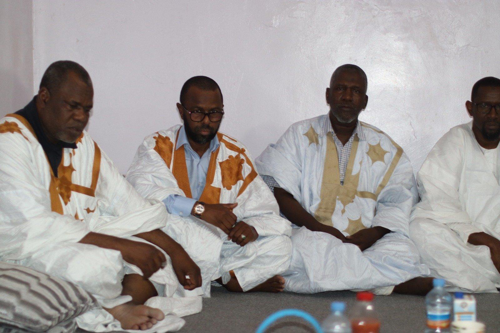 نواكشوط الجنوبية: اجتماع لمسؤولي حزب الإنصاف يبحث التحضير للانتخابات نواكشوط الجنوبية: اجتماع لمسؤولي حزب الإنصاف يبحث التحضير للانتخابات