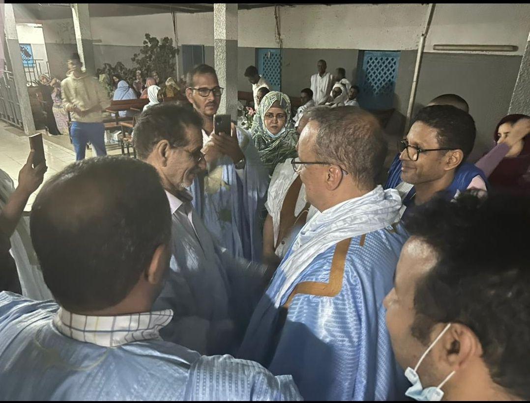 وفد رسمي يطلع على الوضعية الصحية للديبلوماسي يحظيه ولد سيد أحمد وفد رسمي يطلع على الوضعية الصحية للديبلوماسي يحظيه ولد سيد أحمد