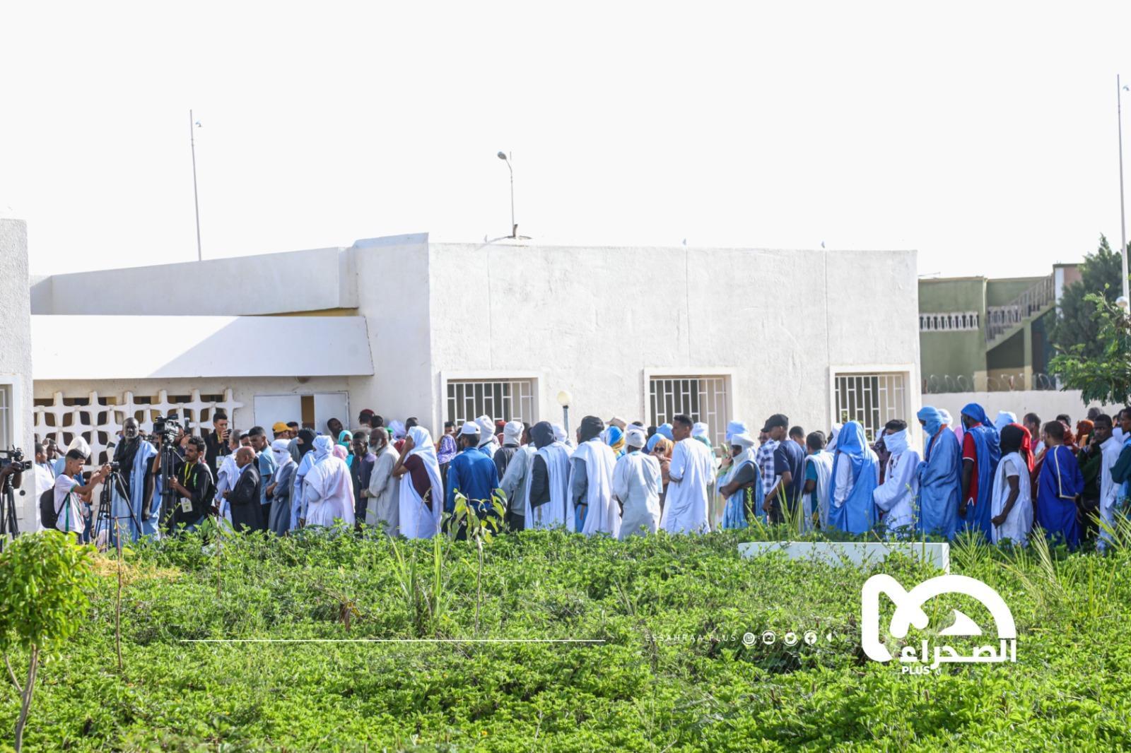 موريتانيا: نسبة المشاركة تتجاوز الخمسين بالمائة بعد فرز حوالي ألف مكتب موريتانيا: نسبة المشاركة تتجاوز الخمسين بالمائة بعد فرز حوالي ألف مكتب