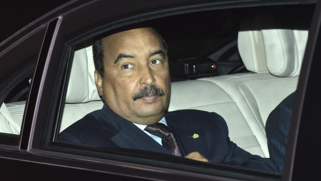 عزيز: ثروتي أصلها من الحملات الانتخابية وهدايا خارجية عزيز: ثروتي أصلها من الحملات الانتخابية وهدايا خارجية