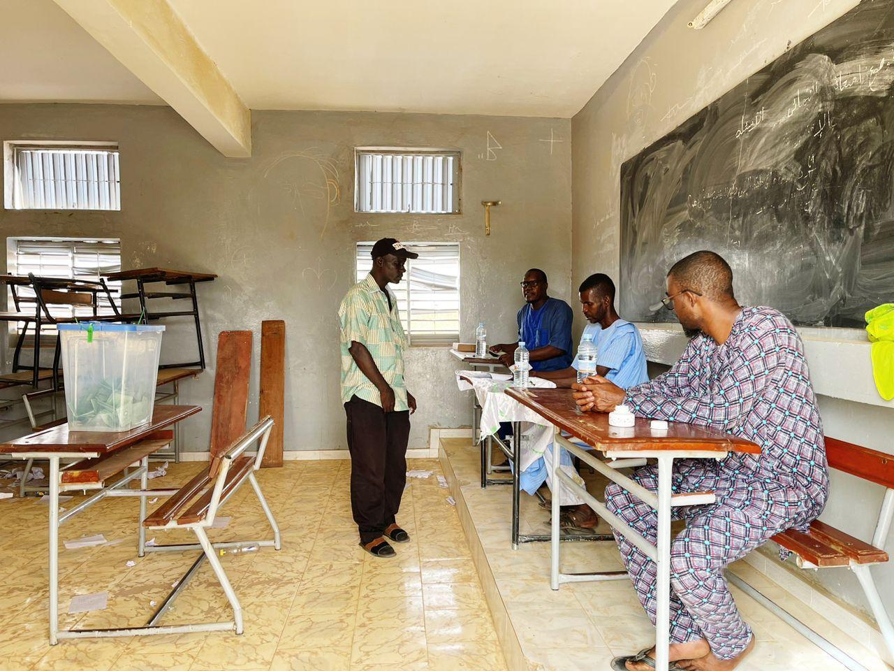 لجنة الانتخابات: نسبة المشاركة في الانتخابات بالخارج بلغت 50 بالمائة لجنة الانتخابات: نسبة المشاركة في الانتخابات بالخارج بلغت 50 بالمائة