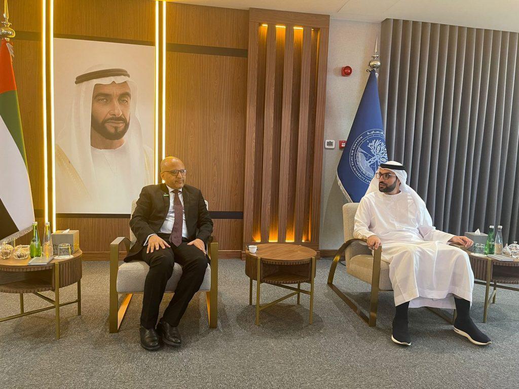 توقيع اتفاق تعاون بين جامعتي لعيون ومحمد بن زايد توقيع اتفاق تعاون بين جامعتي لعيون ومحمد بن زايد