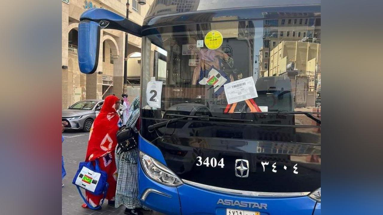 الفوج الأول من الحجاج الموريتانيين يحرم من الفوج الأول من الحجاج الموريتانيين يحرم من
