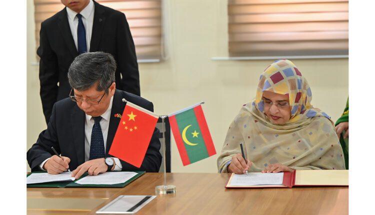 الصين تهدي للخارجية الموريتانية أجهزة ومعدات أخرى الصين تهدي للخارجية الموريتانية أجهزة ومعدات أخرى