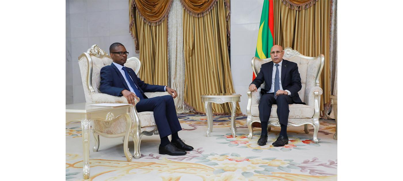 رئيس الجمهورية يكلف الوزير الأول بتشكيل حكومة جديدة رئيس الجمهورية يكلف الوزير الأول بتشكيل حكومة جديدة