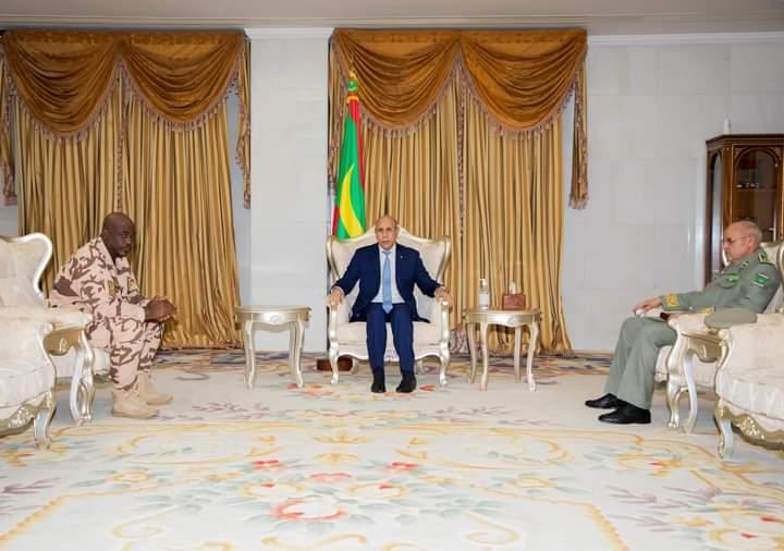 نواكشوط: الرئيس غزواني يلتقي قائد أركان القوة المشتركة لـ G5 نواكشوط: الرئيس غزواني يلتقي قائد أركان القوة المشتركة لـ G5