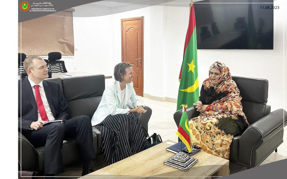 وزيرة التشغيل تستقبل السفيرة الألمانية وزيرة التشغيل تستقبل السفيرة الألمانية