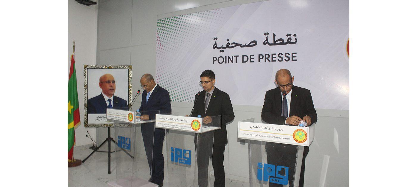 الناطق باسم الحكومة: لا مساومة مع أي مسؤول قصر في عمله أو أساء في التسيير الناطق باسم الحكومة: لا مساومة مع أي مسؤول قصر في عمله أو أساء في التسيير