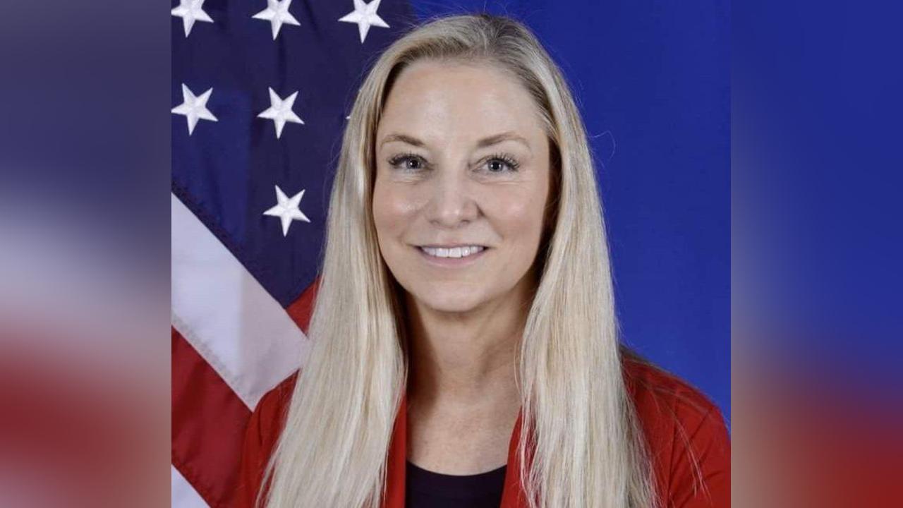 السفيرة الأمريكية: التقيت الرئيس غزواني وملتزمون بتعزيز الأمن الإقليمي السفيرة الأمريكية: التقيت الرئيس غزواني وملتزمون بتعزيز الأمن الإقليمي