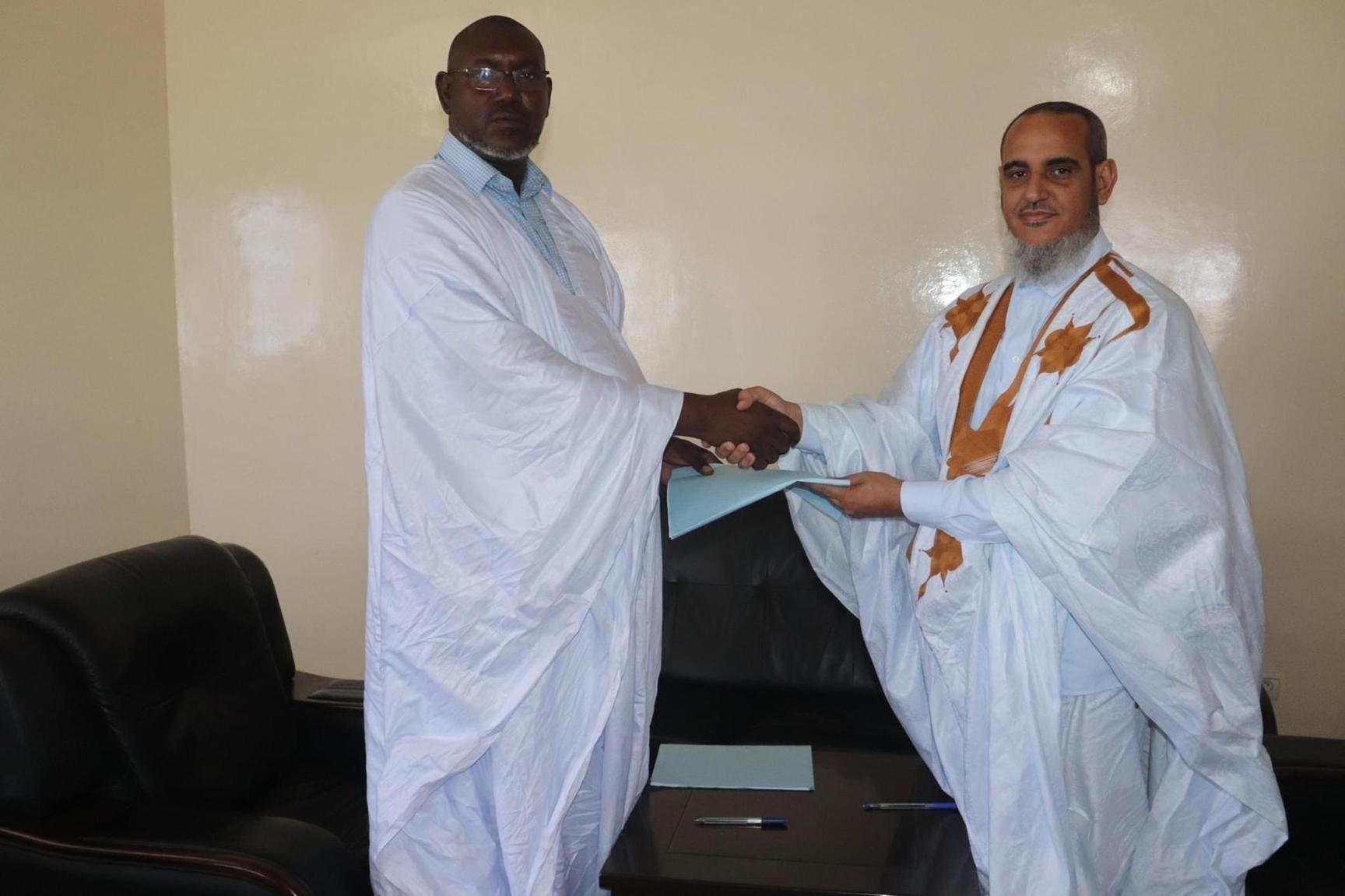 موريتانيا.. رئيس حزب «تواصل» يتسلم زعامة المعارضة موريتانيا.. رئيس حزب «تواصل» يتسلم زعامة المعارضة