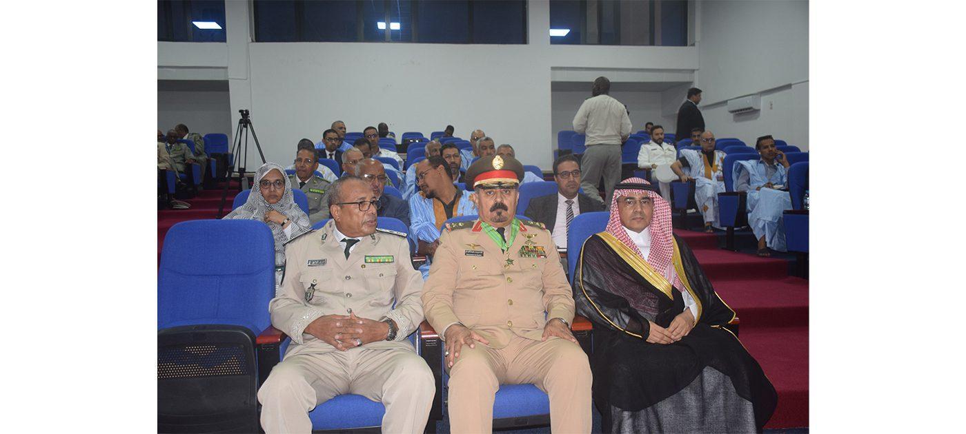 وزارة الدفاع تحتضن ندوة فكرية حول المقاربة الموريتانية في محاربة الإرهاب والتطرف وزارة الدفاع تحتضن ندوة فكرية حول المقاربة الموريتانية في محاربة الإرهاب والتطرف