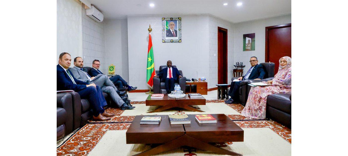 وزير الشؤون الخارجية يستقبل المبعوثين الخاصين لمجموعة “بنلكس” إلى الساحل وزير الشؤون الخارجية يستقبل المبعوثين الخاصين لمجموعة “بنلكس” إلى الساحل