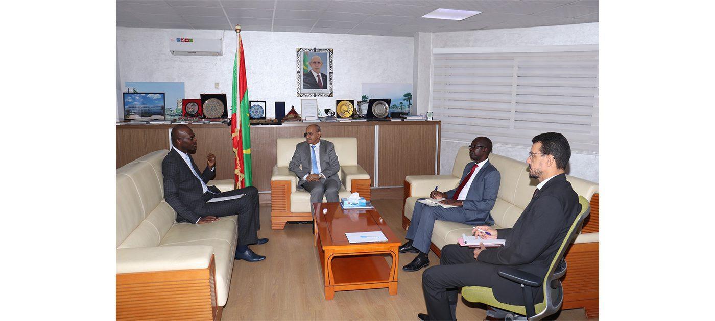 وزير البترول يستقبل السفير السنغالي وزير البترول يستقبل السفير السنغالي