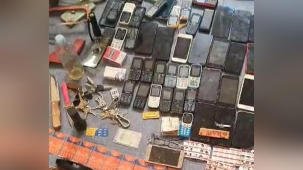 بينها جرائم القتل.. توقيف 12 مشتبها به في عمليات إجرامية مختلفة بنواكشوط بينها جرائم القتل.. توقيف 12 مشتبها به في عمليات إجرامية مختلفة بنواكشوط