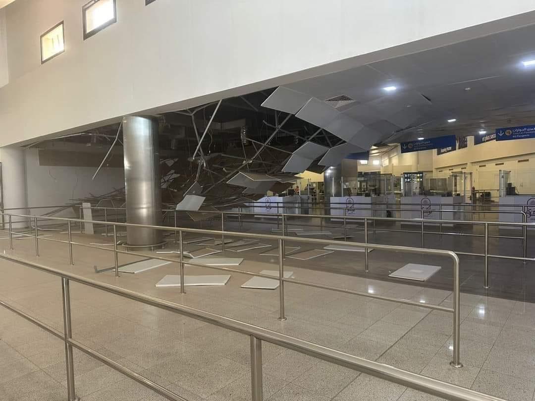 أفروبورت: سقوط سقف المطار يعود لاختلالات في الأشغال الأولية للمبنى أفروبورت: سقوط سقف المطار يعود لاختلالات في الأشغال الأولية للمبنى