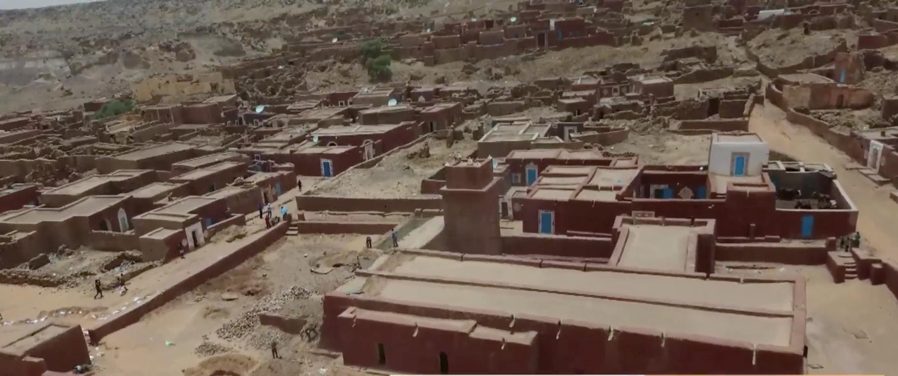 مسجد ولاتة.. قاوم الزلازل والفيضانات ليصبح منارة الصحراء الكبرى مسجد ولاتة.. قاوم الزلازل والفيضانات ليصبح منارة الصحراء الكبرى