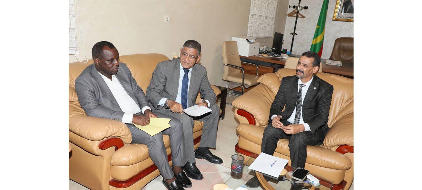 ولد مدو يستقبل رئيس وأعضاء المكتب التنفيذي لنقابة الصحفيين الموريتانيين ولد مدو يستقبل رئيس وأعضاء المكتب التنفيذي لنقابة الصحفيين الموريتانيين
