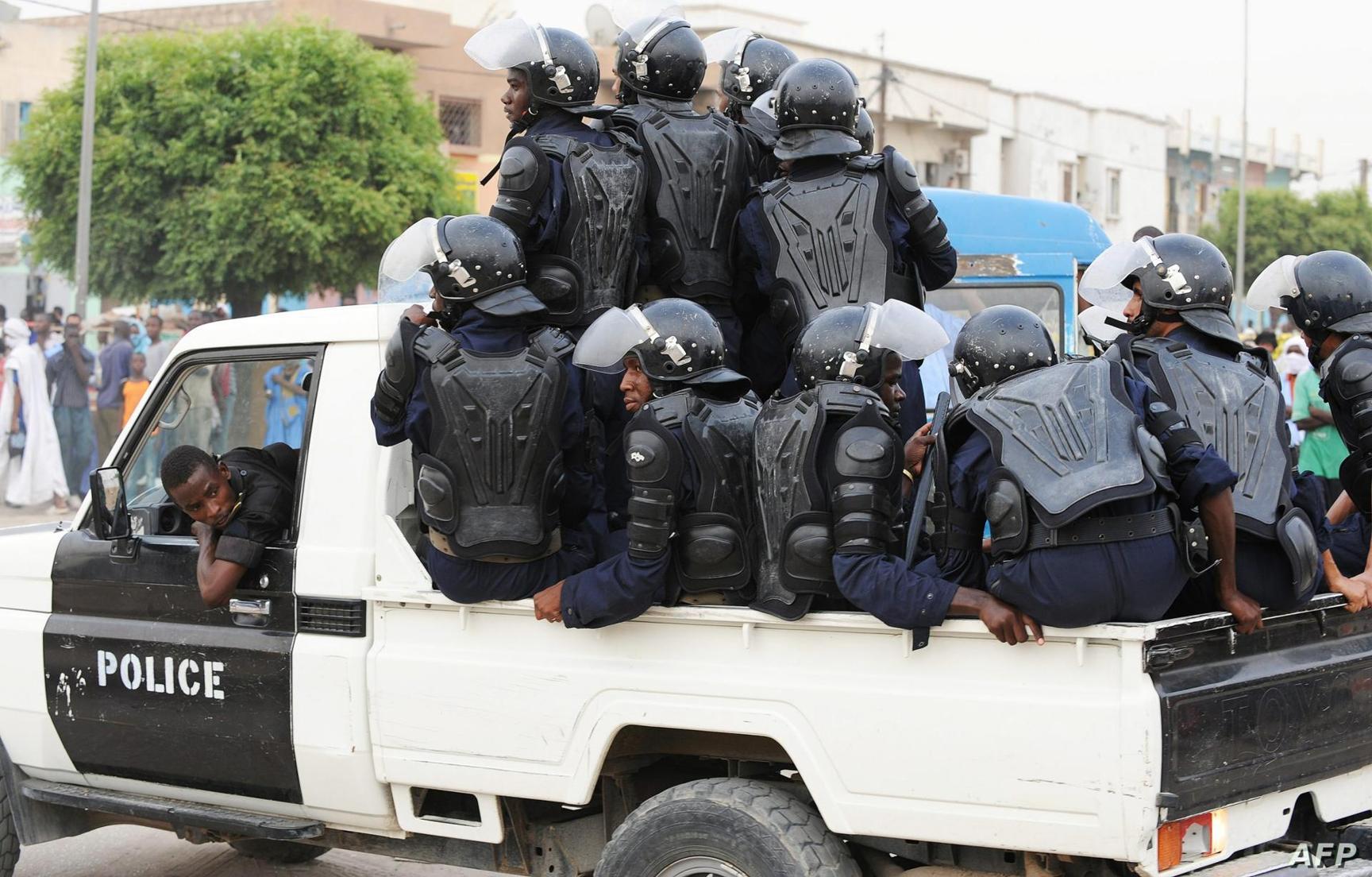 الشرطة تعلن توقيف شخص اعتدى على طفل وقتله الشرطة تعلن توقيف شخص اعتدى على طفل وقتله