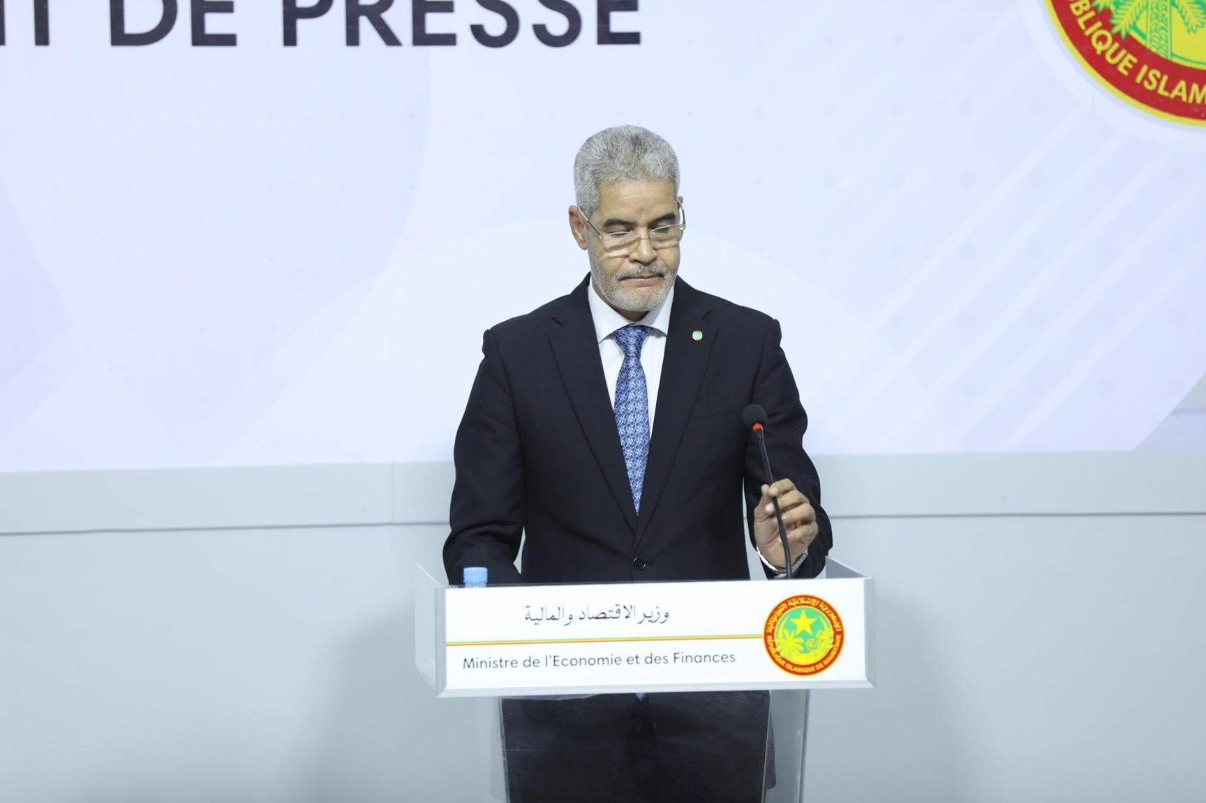 وزير الاقتصاد: 53 بالمائة من الموريتانيين ما زالوا دون سن العشرين وزير الاقتصاد: 53 بالمائة من الموريتانيين ما زالوا دون سن العشرين