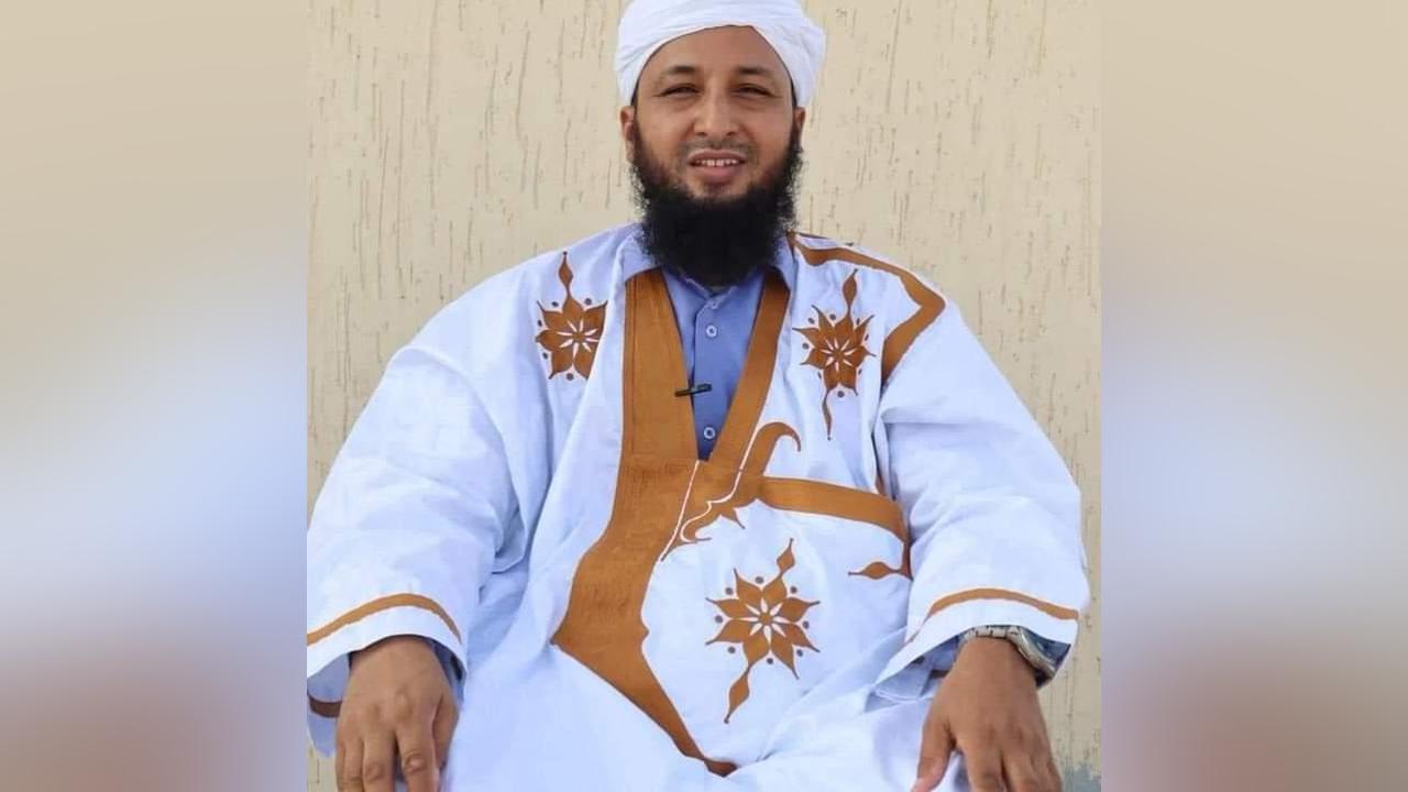 الوزارة وجهت إنذارات متكررة للإمام أبو أحمد ولا علم لها بتوقيفه الوزارة وجهت إنذارات متكررة للإمام أبو أحمد ولا علم لها بتوقيفه