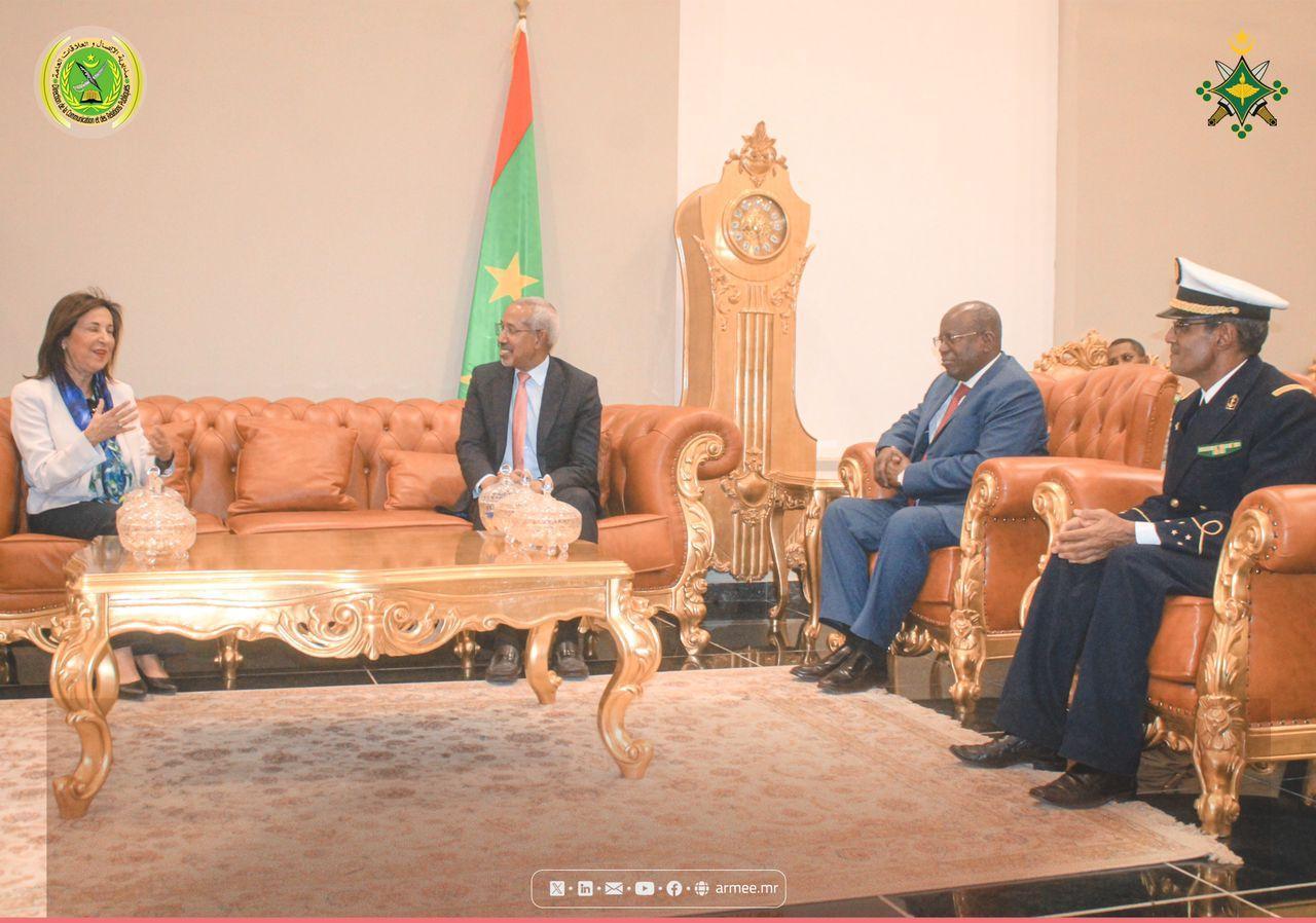 وزيرة الدفاع الإسبانية تبدأ زيارة عمل لموريتانيا وزيرة الدفاع الإسبانية تبدأ زيارة عمل لموريتانيا