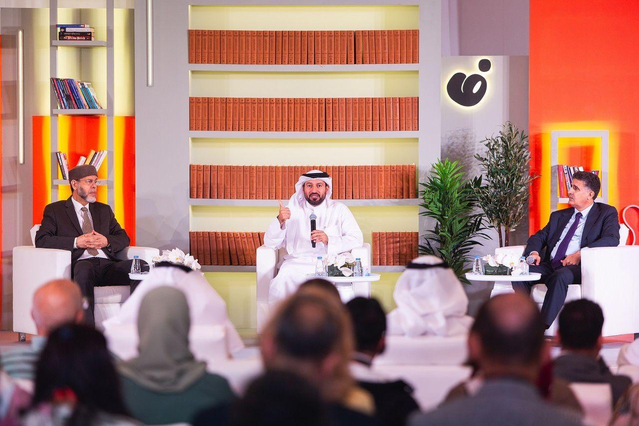 معرض دولي للكتاب.. الشارقة تفاجئ زوارها بمعجم “تاريخي” للعربية معرض دولي للكتاب.. الشارقة تفاجئ زوارها بمعجم “تاريخي” للعربية