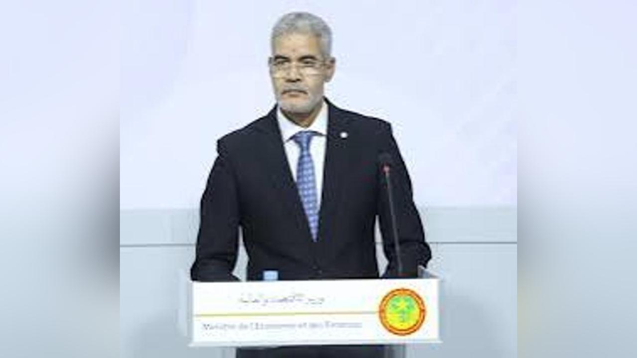 ولد ابوه: الأحياء التي تشهد نشاطاً للعصابات ستستفيد من مشروع عصرنة نواكشوط ولد ابوه: الأحياء التي تشهد نشاطاً للعصابات ستستفيد من مشروع عصرنة نواكشوط