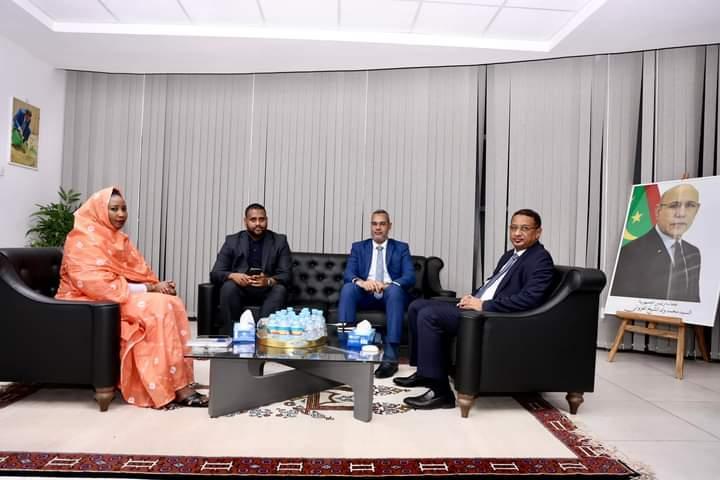 معادن وكينيروس تبحثان تعزيز التعاون والشراكة بينهما معادن وكينيروس تبحثان تعزيز التعاون والشراكة بينهما