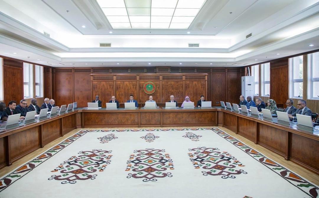 الحكومة تصادق على فصل العلوم القانونية عن الاقتصادية بجامعة نواكشوط الحكومة تصادق على فصل العلوم القانونية عن الاقتصادية بجامعة نواكشوط