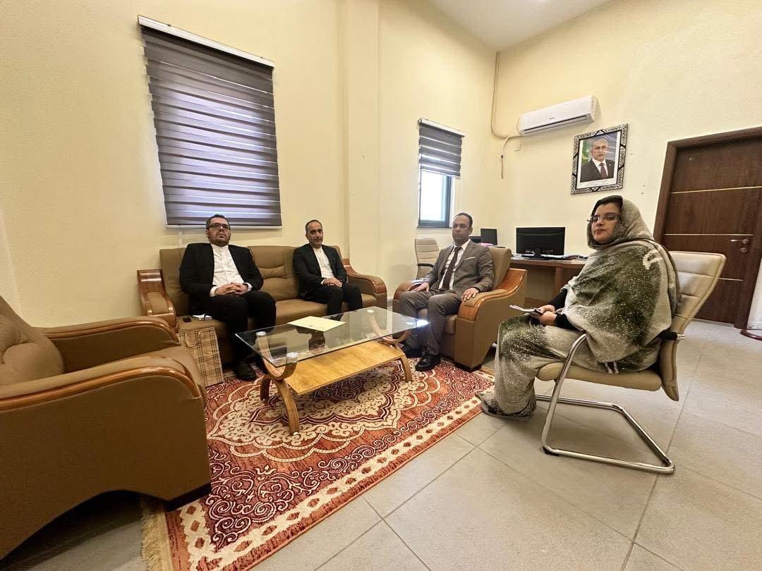 مدير الأكاديمية الدبلوماسية يبحث مع سفير الصين آفاق التعاون مدير الأكاديمية الدبلوماسية يبحث مع سفير الصين آفاق التعاون