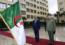 الجزائر وموريتانيا توقعان اتفاقا في مجال الدفاع الجزائر وموريتانيا توقعان اتفاقا في مجال الدفاع