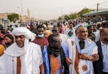 ميثاق الحراطين ينظم مسيرته السنوية وينتقد استبعاده من الحوار ميثاق الحراطين ينظم مسيرته السنوية وينتقد استبعاده من الحوار