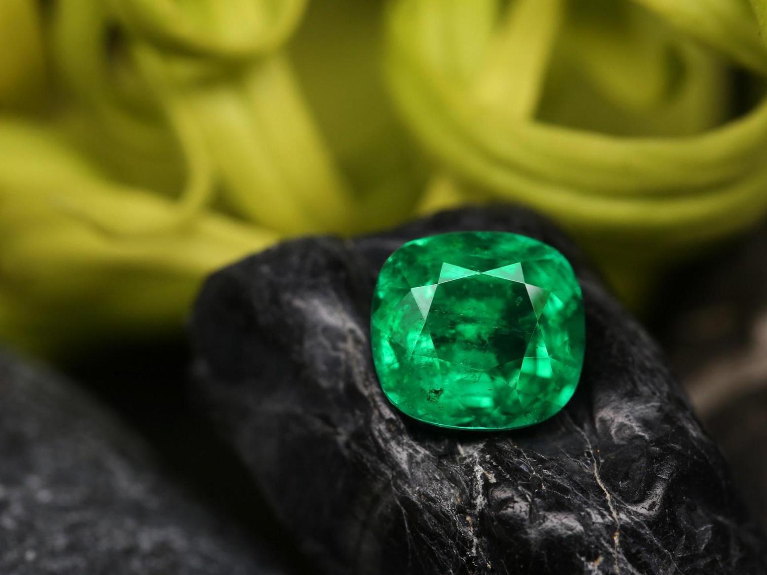 أزمة الزمرد المصري: خريطة الكنز الأخضر والمفتاح أزمة الزمرد المصري: خريطة الكنز الأخضر والمفتاح