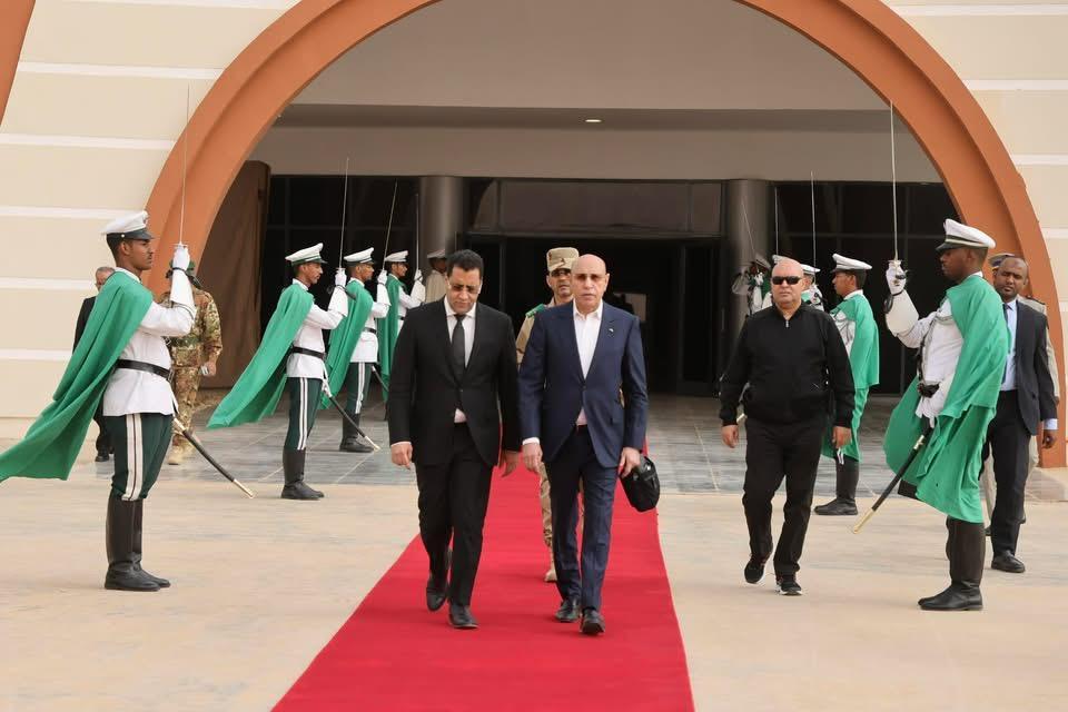 الرئيس غزواني يتوجه إلى منصة GTA لتدشين انطلاقة تصدير الغاز الرئيس غزواني يتوجه إلى منصة GTA لتدشين انطلاقة تصدير الغاز