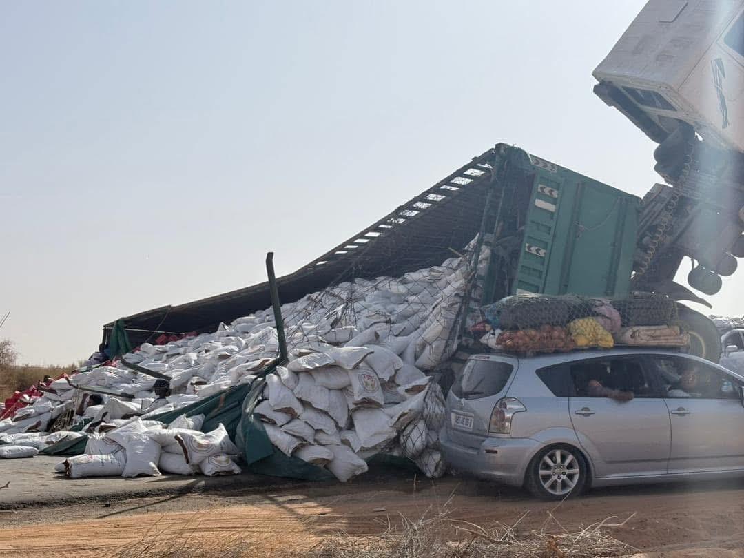 توقف شبه تام لحركة المرور على طريق توقف شبه تام لحركة المرور على طريق