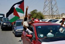 رسائل من قافلة الصمود المغاربية: لا لحصار غزة رسائل من قافلة الصمود المغاربية: لا لحصار غزة