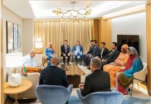 غزواني يلتقي الجالية الموريتانية في اليابان غزواني يلتقي الجالية الموريتانية في اليابان