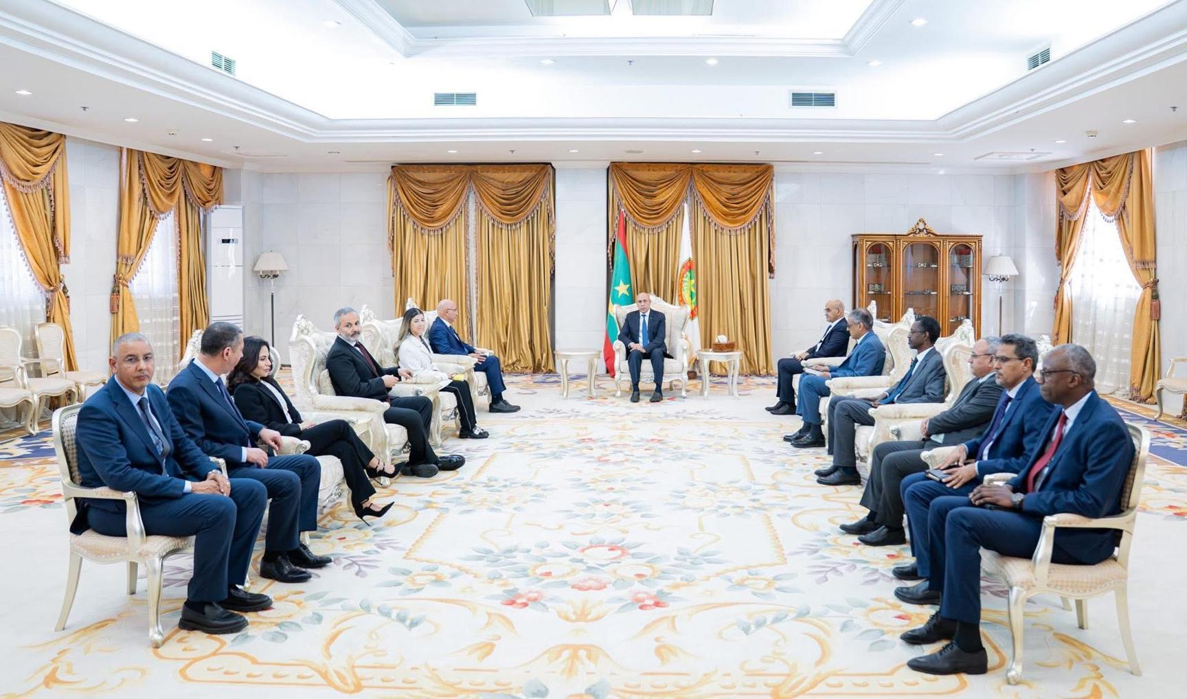 الرئيس غزواني يبحث مع وفد من  الرئيس غزواني يبحث مع وفد من