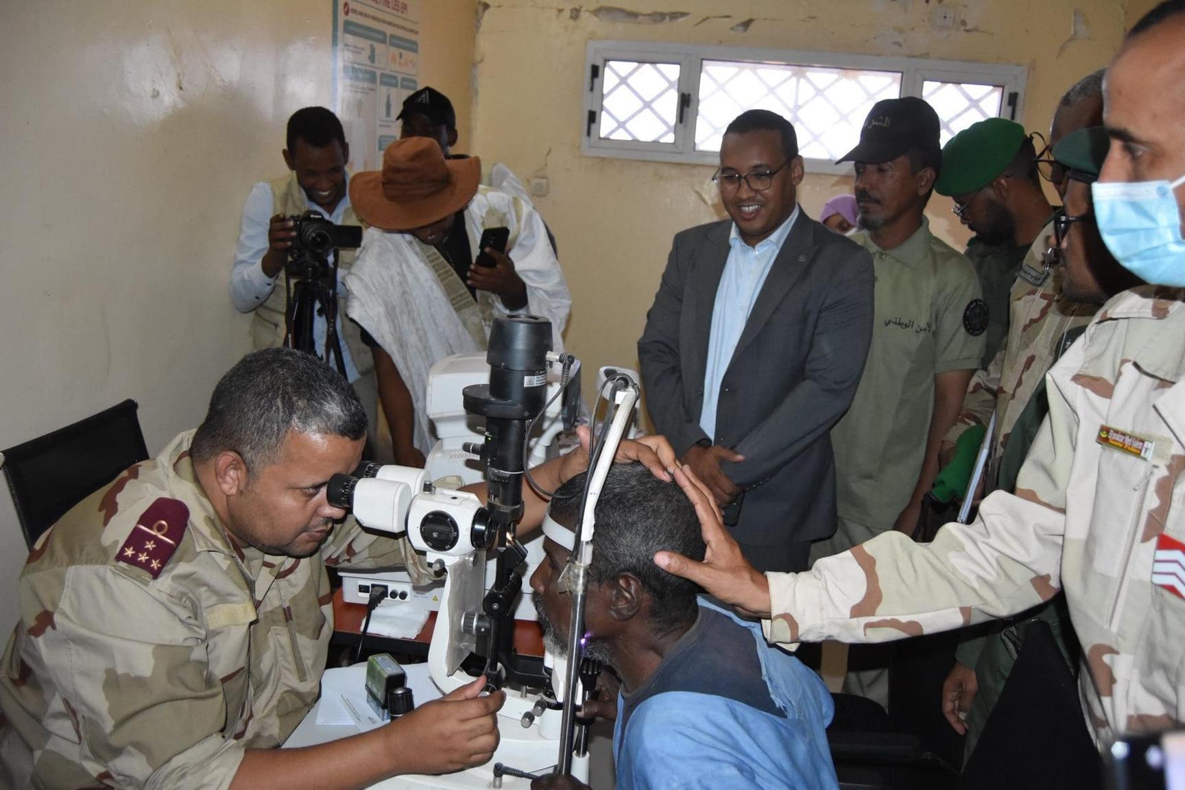 الجيش يطلق قافلة طبية للمناطق الحدودية المحتاجة الجيش يطلق قافلة طبية للمناطق الحدودية المحتاجة