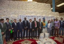 كوريا تقدم 13 ألف طن من الأرز للاجئين بموريتانيا كوريا تقدم 13 ألف طن من الأرز للاجئين بموريتانيا