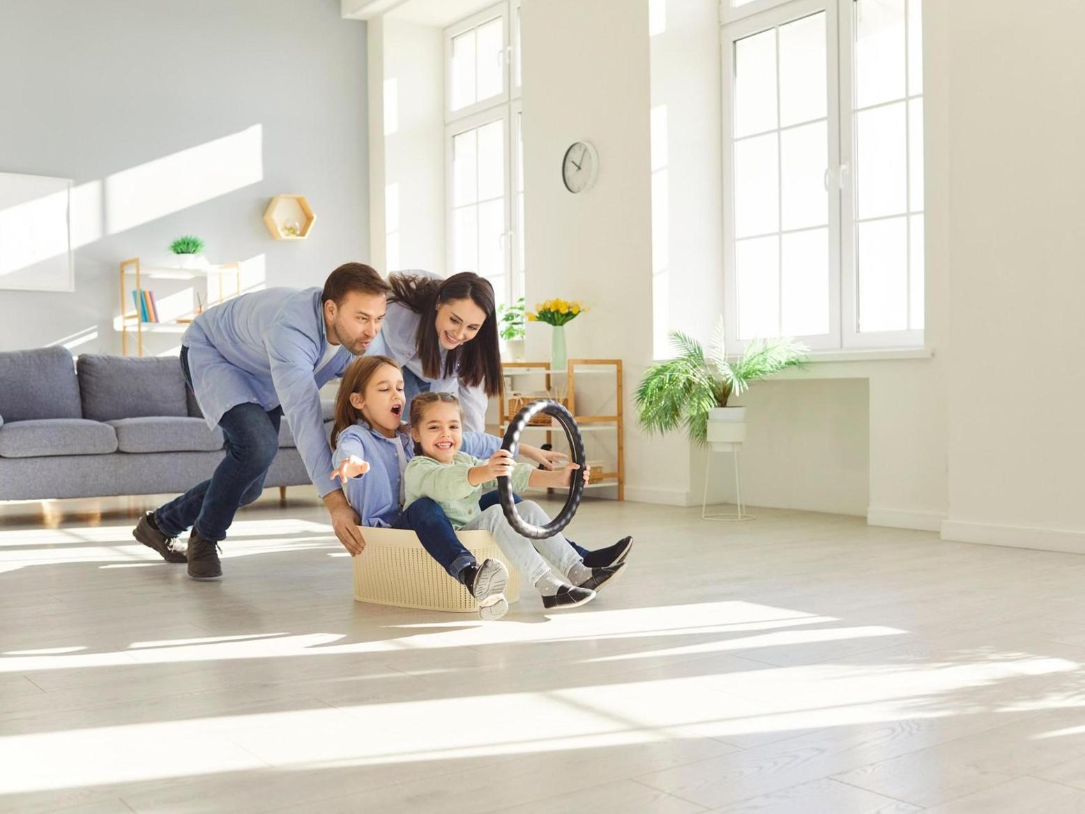 دراسة: الأسرة أم أصدقاء الطفولة الأكثر تأثيرًا؟ دراسة: الأسرة أم أصدقاء الطفولة الأكثر تأثيرًا؟