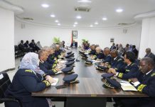 الوزير الأول يوجه الولاة للتحقق من البرنامج الاستعجالي الوزير الأول يوجه الولاة للتحقق من البرنامج الاستعجالي