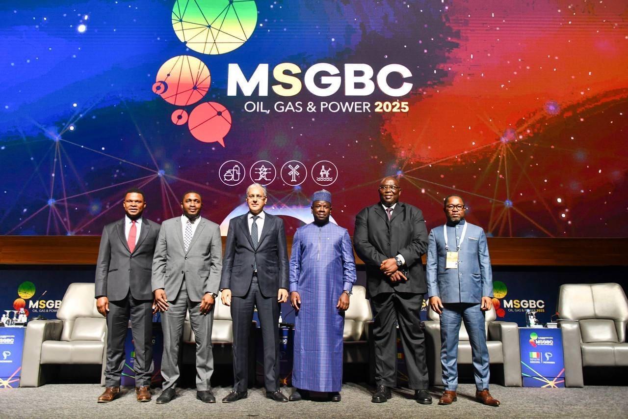 وزير الطاقة: علاقات نواكشوط وداكار تتعمق عبر مشاريع الغاز وزير الطاقة: علاقات نواكشوط وداكار تتعمق عبر مشاريع الغاز