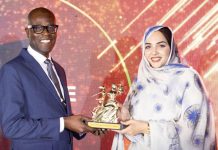 دكار.. موريتانيا تحصل على جائزة التقدير للهيدروجين الأخضر دكار.. موريتانيا تحصل على جائزة التقدير للهيدروجين الأخضر