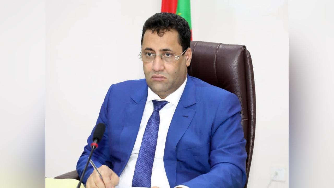 الوزير الأول: سنطلق أشغال ترميم عدد من الطرق قريباً الوزير الأول: سنطلق أشغال ترميم عدد من الطرق قريباً