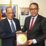 منظمة OMVS تكرّم ببها ولد أحمد يوره بمناسبة انتهاء مأموريته منظمة OMVS تكرّم ببها ولد أحمد يوره بمناسبة انتهاء مأموريته