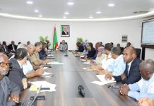 اجتماع للوزير الأول لتحضير المرحلة الثانية من تنمية نواكشوط اجتماع للوزير الأول لتحضير المرحلة الثانية من تنمية نواكشوط