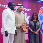 تكريم رجل أعمال إماراتي يصنعُ التحول الطاقوي في أفريقيا تكريم رجل أعمال إماراتي يصنعُ التحول الطاقوي في أفريقيا