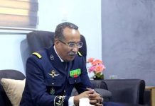 مدير الأمن يقطع جولته الحدودية لاحتمال تحقيق داخلي مدير الأمن يقطع جولته الحدودية لاحتمال تحقيق داخلي