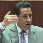 “الوزير الأول يدافع عن حصيلة حكومته ونواب المعارضة يشككون” "الوزير الأول يدافع عن حصيلة حكومته ونواب المعارضة يشككون"